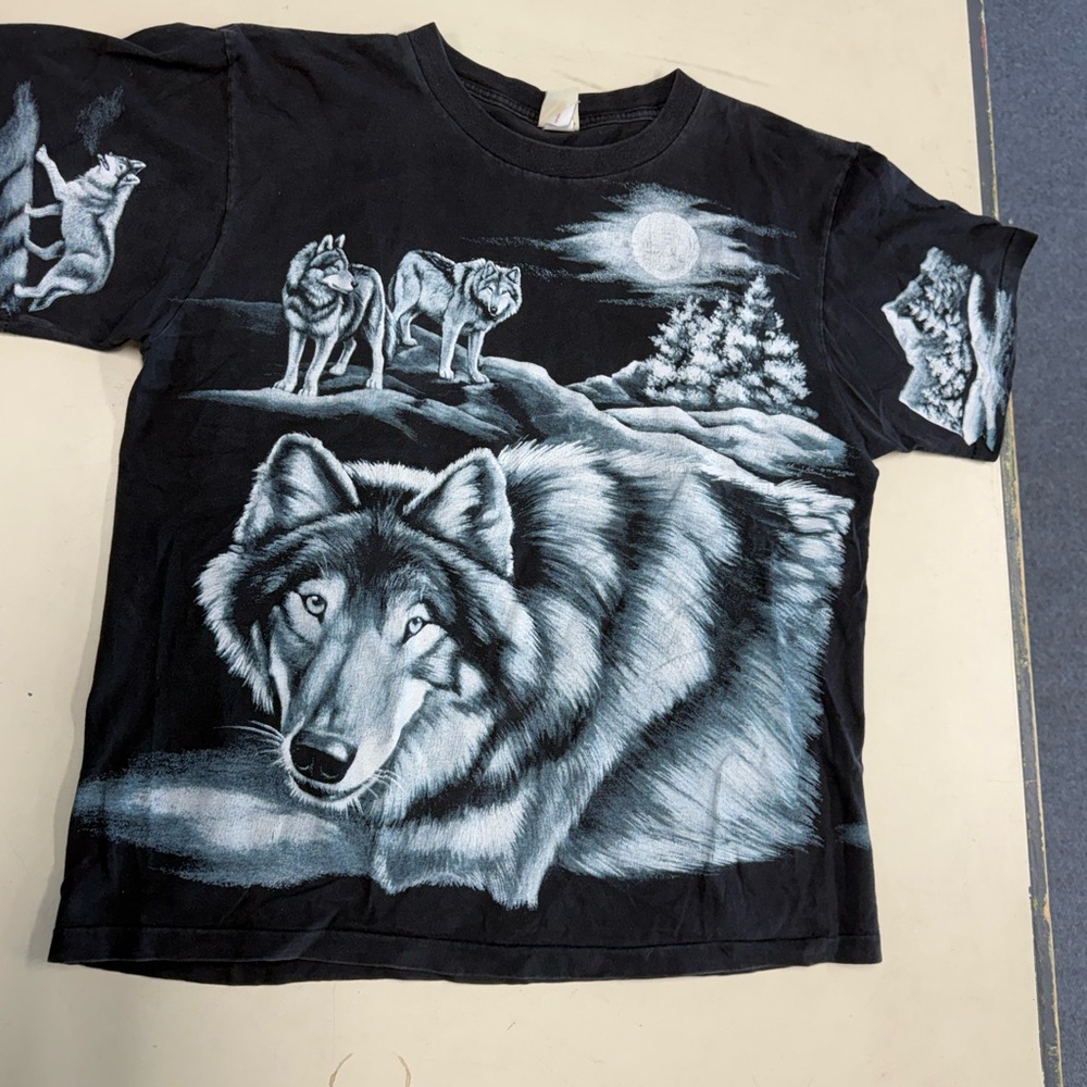 All over print wolf shirt XL